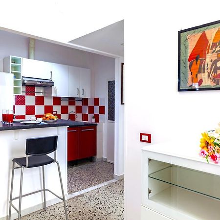 Hostly - Sant'Orsola Suite Apartment روما المظهر الخارجي الصورة
