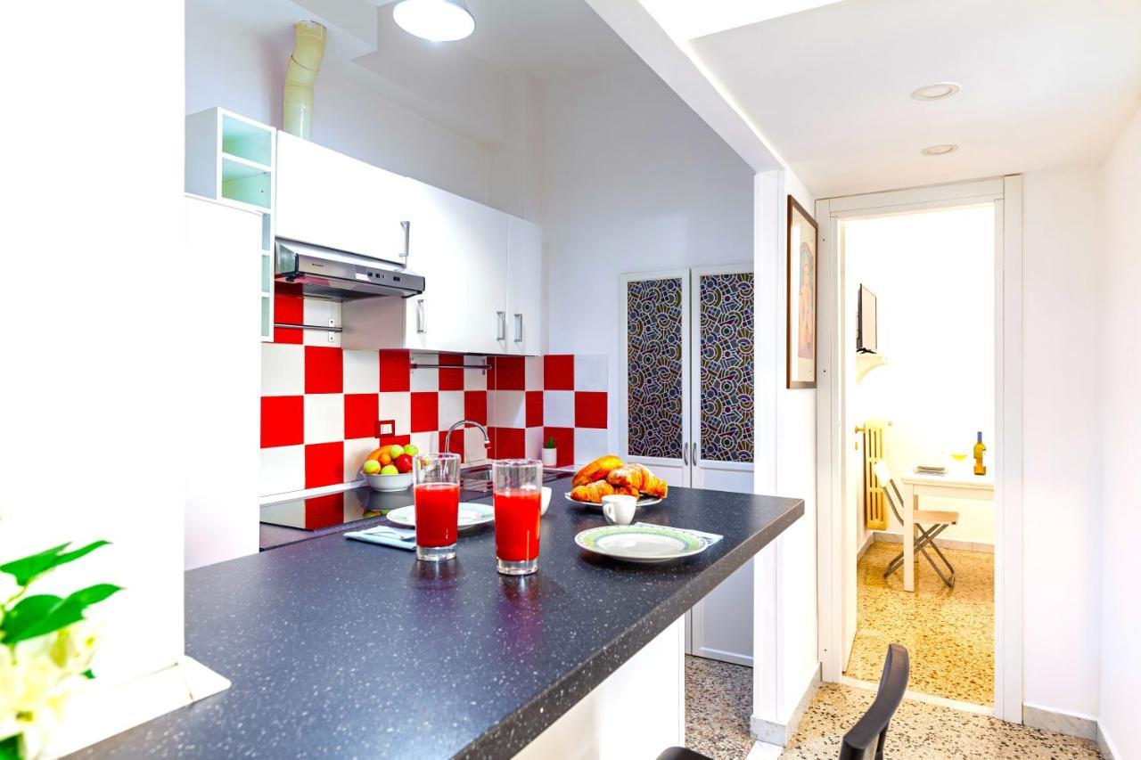 Hostly - Sant'Orsola Suite Apartment روما المظهر الخارجي الصورة
