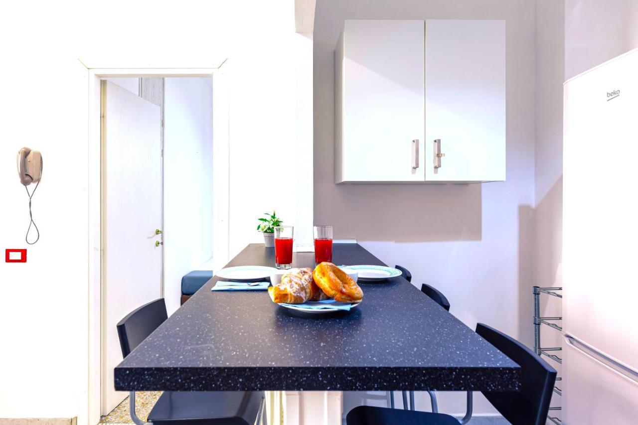 Hostly - Sant'Orsola Suite Apartment روما المظهر الخارجي الصورة